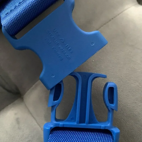 Lululemon Everywhere Belt Bag Wild Blue Bell Royal OG - Picture 9 of 12